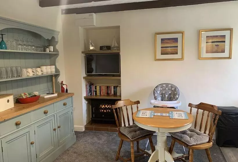 Charming 1 Bed Cottage In Liskeard Cornwall