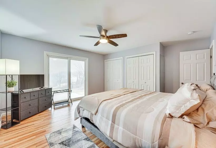 Cozy Fair Haven Home With Mountain Views!