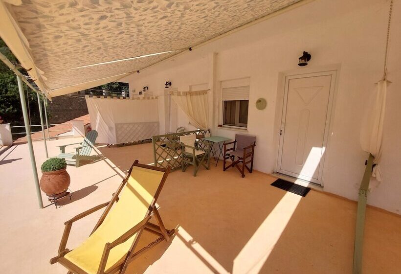 هتل Maeiz Skopelos