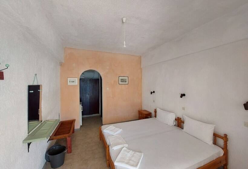 هتل Maeiz Skopelos