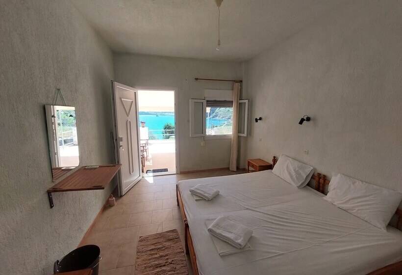 هتل Maeiz Skopelos