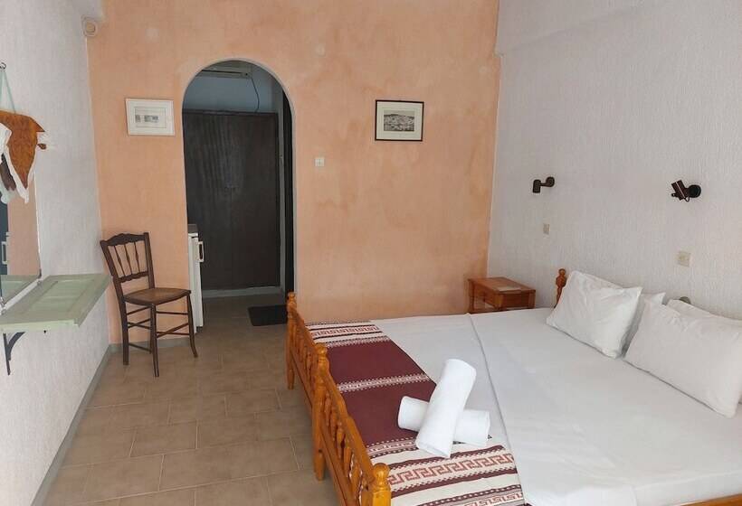 هتل Maeiz Skopelos