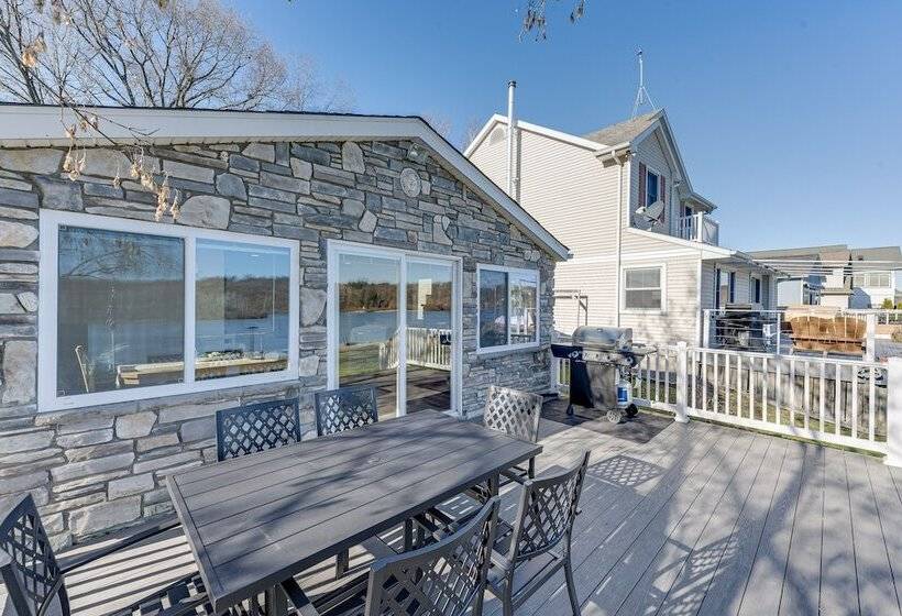 Lakefront Highland Home W/ Dock ~ 2 Mi To Milford!