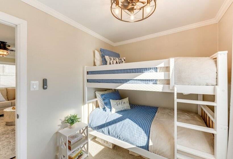 Lakefront Highland Home W/ Dock ~ 2 Mi To Milford!