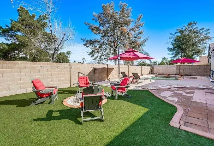 Lovely Gilbert Home W/ Heated Pool: 3 Mi To Dtwn!