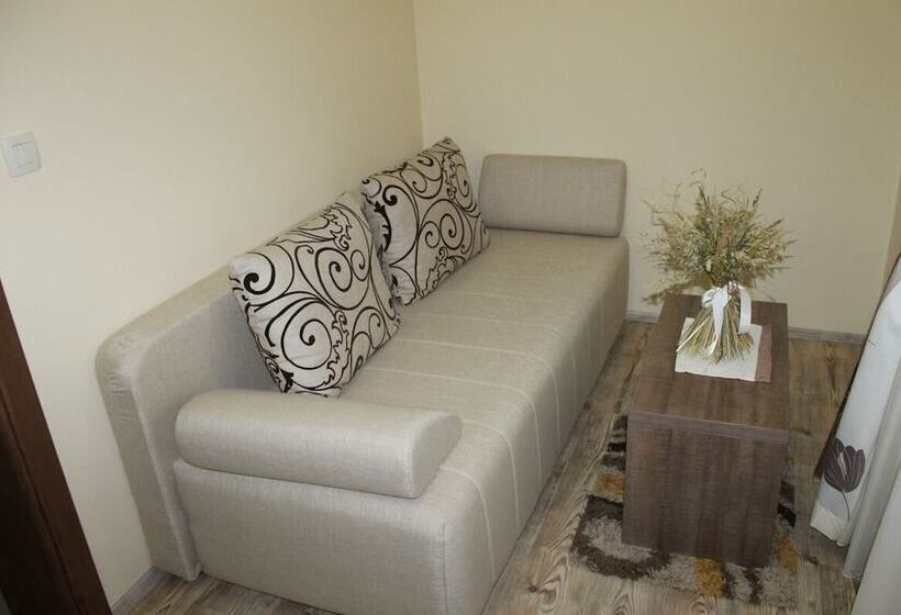 펜션 Agrotourism Vinia