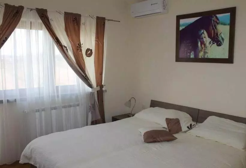 Majatalo Agrotourism Vinia