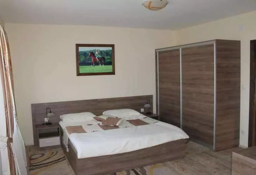 Majatalo Agrotourism Vinia