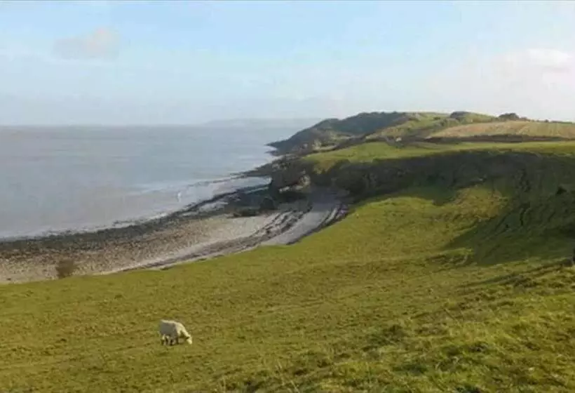 Residenssi Stunning 2 Bed House In Weston Super Mare