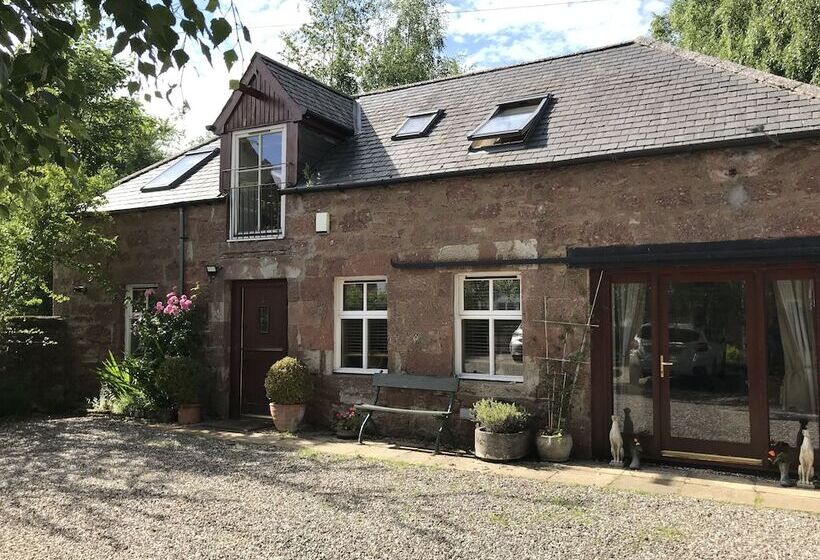 Riverlea Coach House