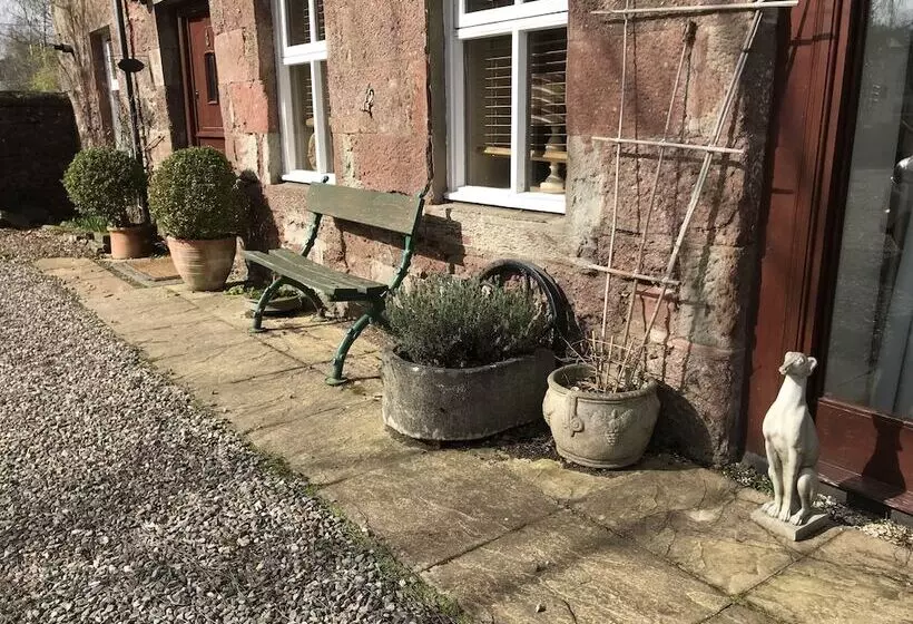 Riverlea Coach House