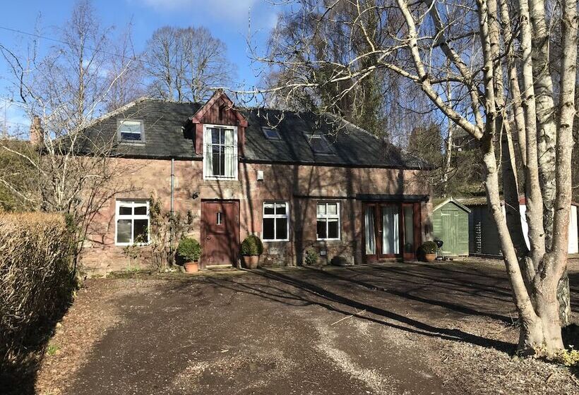 Riverlea Coach House