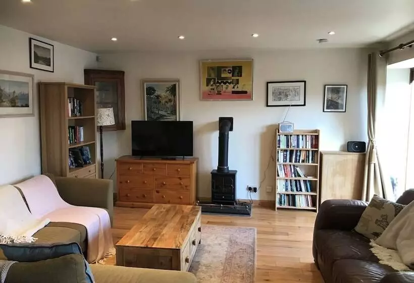 Riverlea Coach House