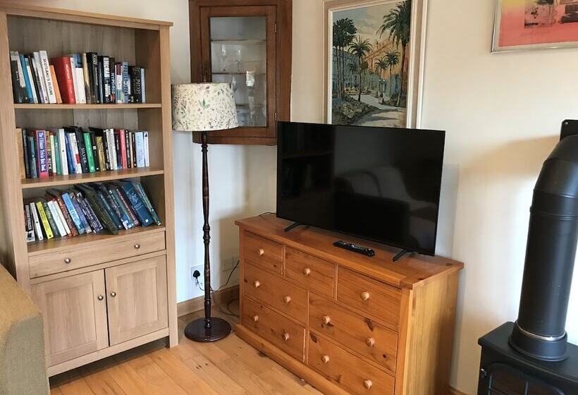 Riverlea Coach House