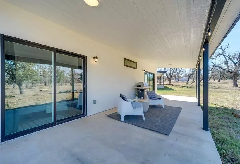 Art Ranch Fredericksburg Home 13 Mi To Main Street