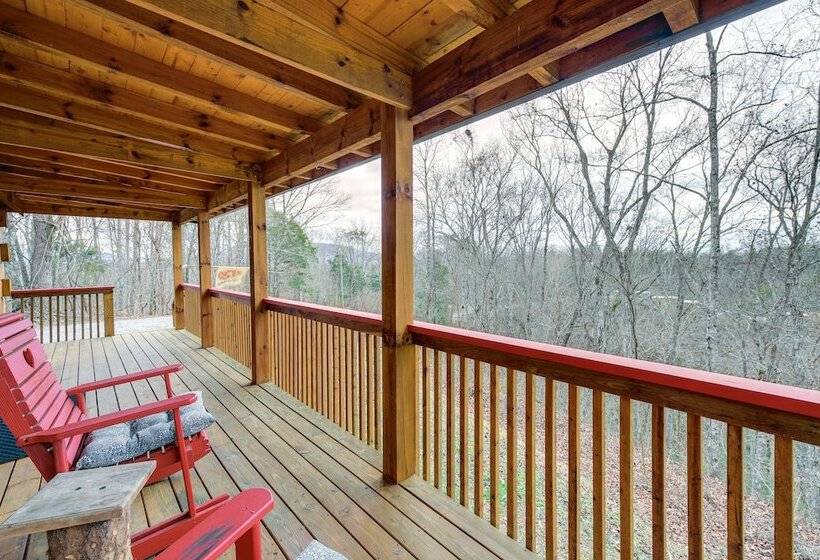 Sevierville Log Cabin W/ Hot Tub Near Dollywood!