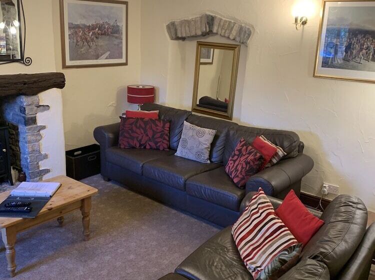 Superbly Appointed 3 Bedrooms And 3 Bathrooms