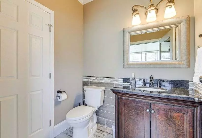 Waterfront Lake Norman Retreat W/ Dock + Hot Tub!