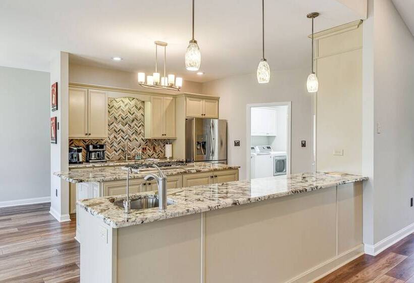 Waterfront Lake Norman Retreat W/ Dock + Hot Tub!