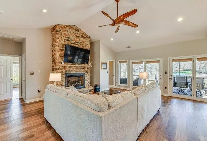 Waterfront Lake Norman Retreat W/ Dock + Hot Tub!