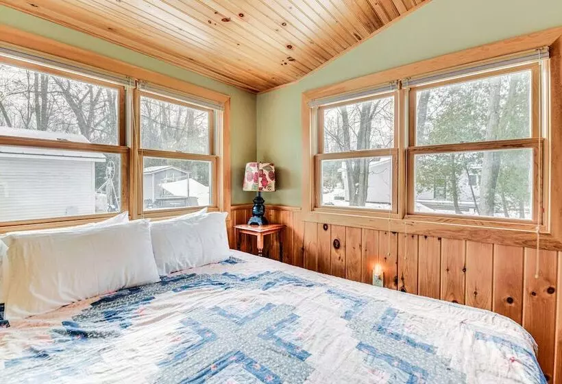 Waterfront North Hero Home W/ Screened Porch