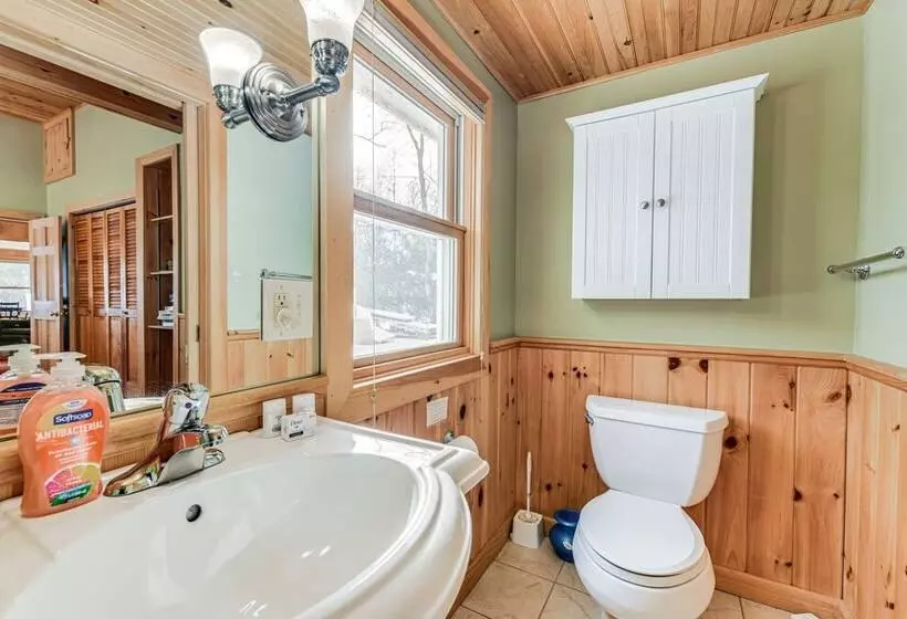 Waterfront North Hero Home W/ Screened Porch