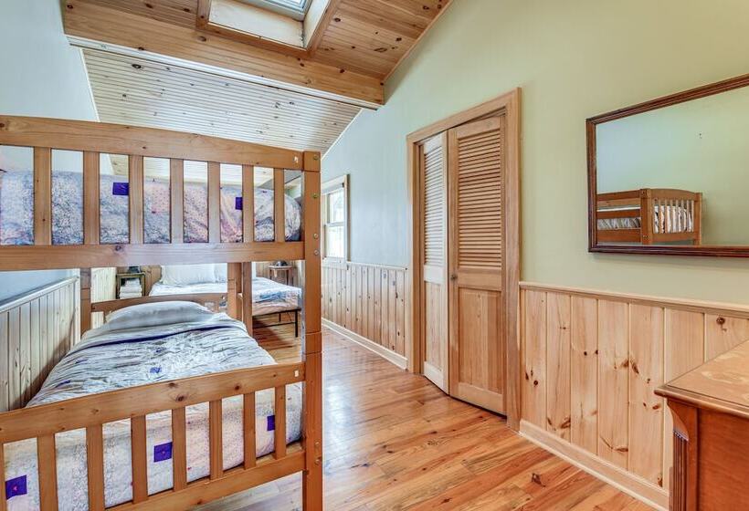 Waterfront North Hero Home W/ Screened Porch