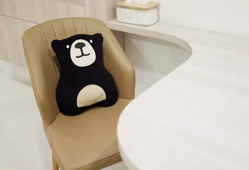 هتل Bears Den Pattaya