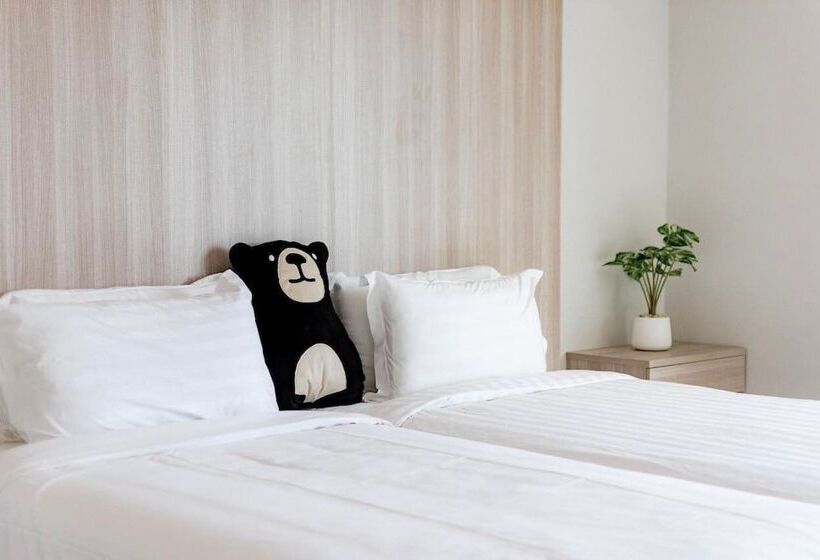 Hotel Bears Den Pattaya