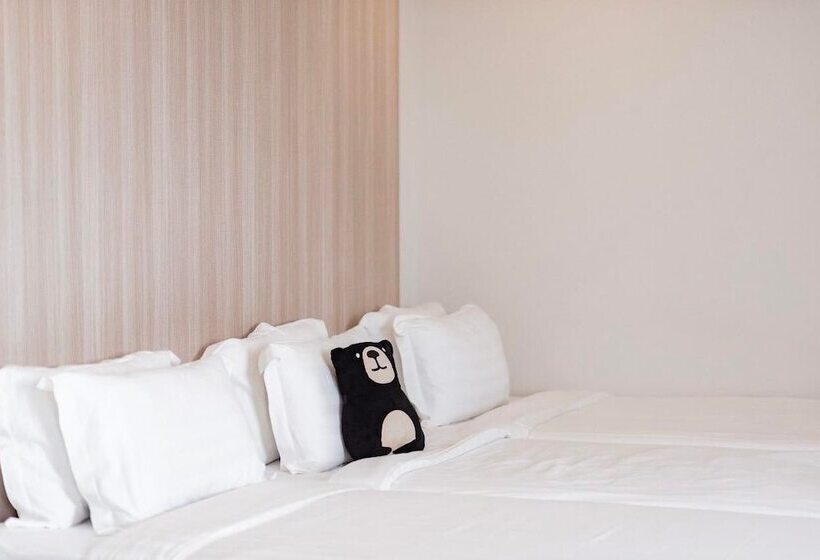 Hotel Bears Den Pattaya