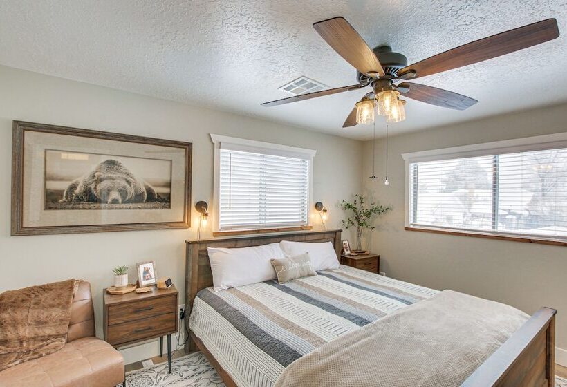 Garden City Vacation Rental, Walk To Public Beach!