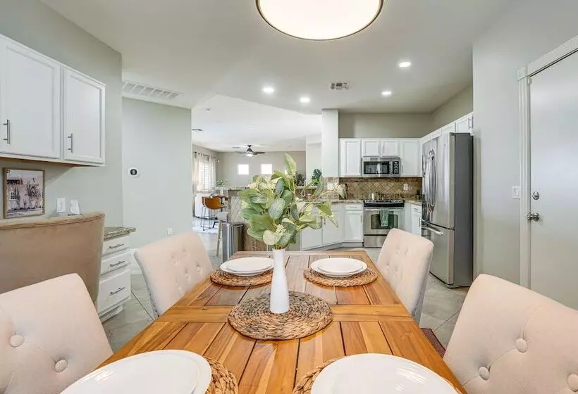Goodyear Desert Oasis: Private Yard & Heated Pool!