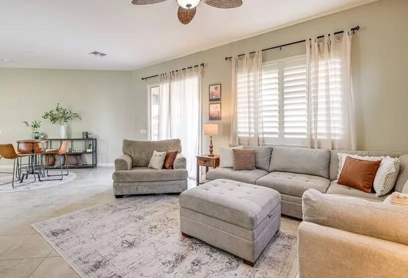Goodyear Desert Oasis: Private Yard & Heated Pool!