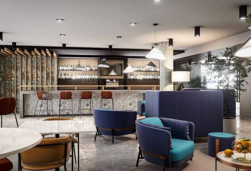 هتل Ibis Styles Bezons Paris La Défense