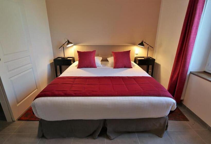 Hotel Manoir De Montigny