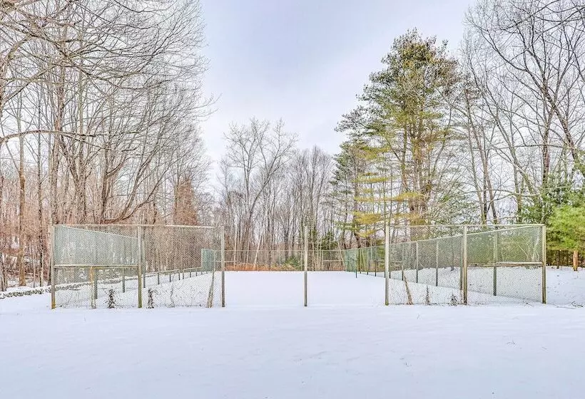 Litchfield County Historic Estate: 10 Acres + Pool