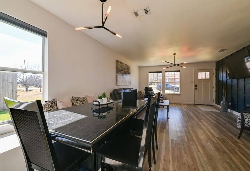 Little Elm Diamond   Steps To Lewisville Lake!