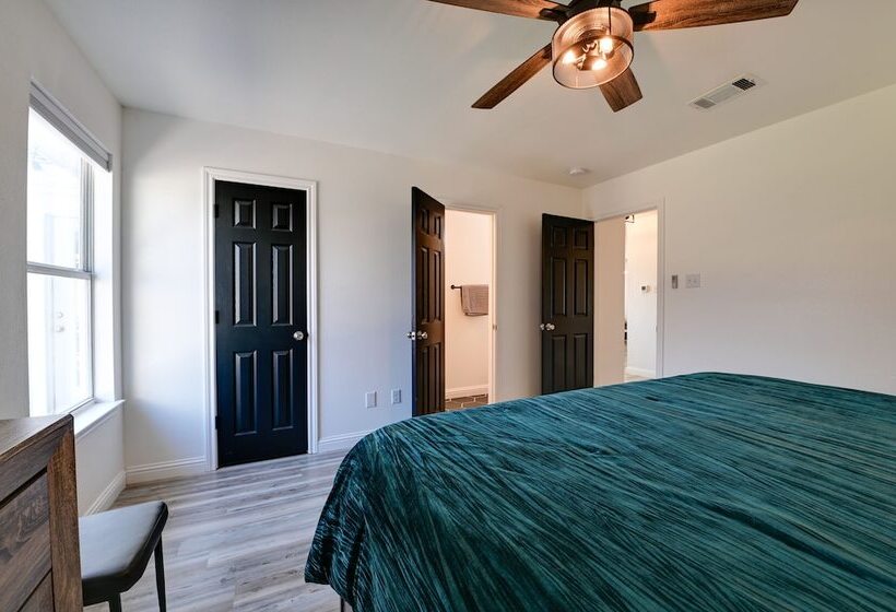 Little Elm Diamond   Steps To Lewisville Lake!