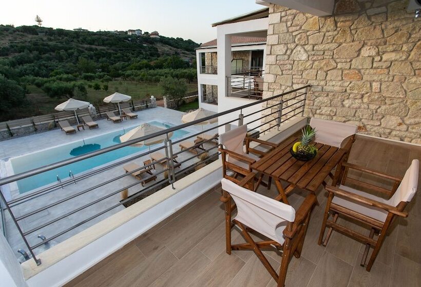 Michelangelo Suites And Apartments