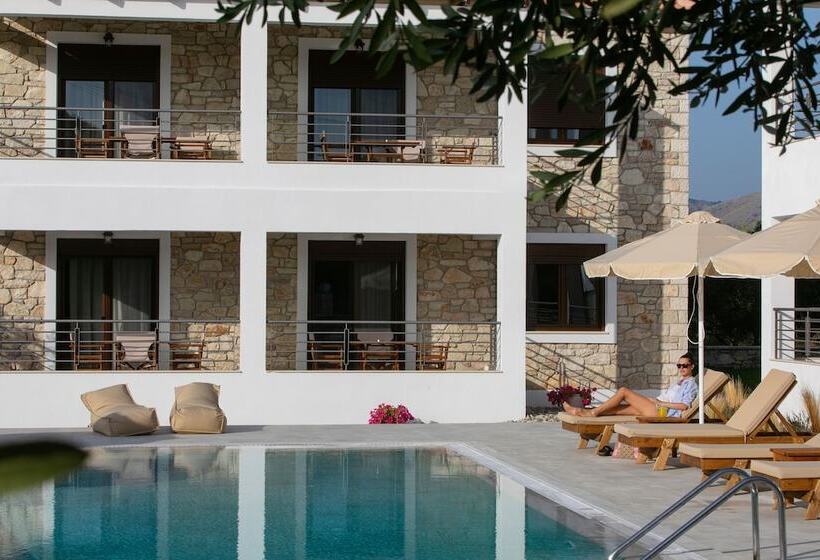 Michelangelo Suites And Apartments