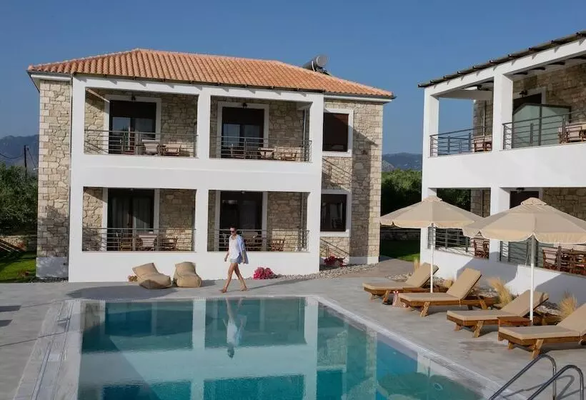 Michelangelo Suites And Apartments