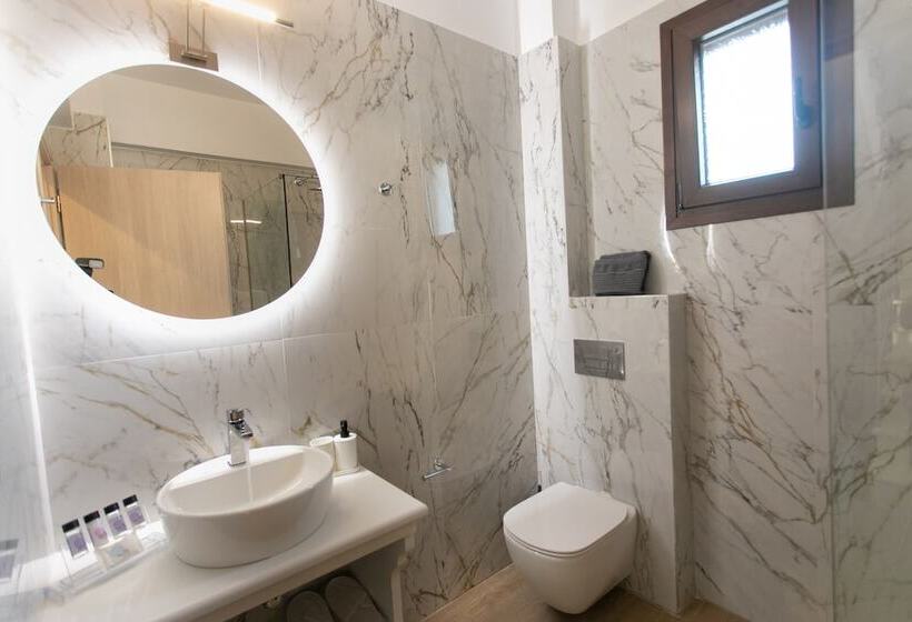 Michelangelo Suites And Apartments