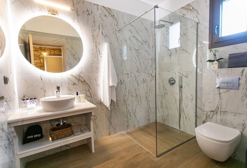 Michelangelo Suites And Apartments