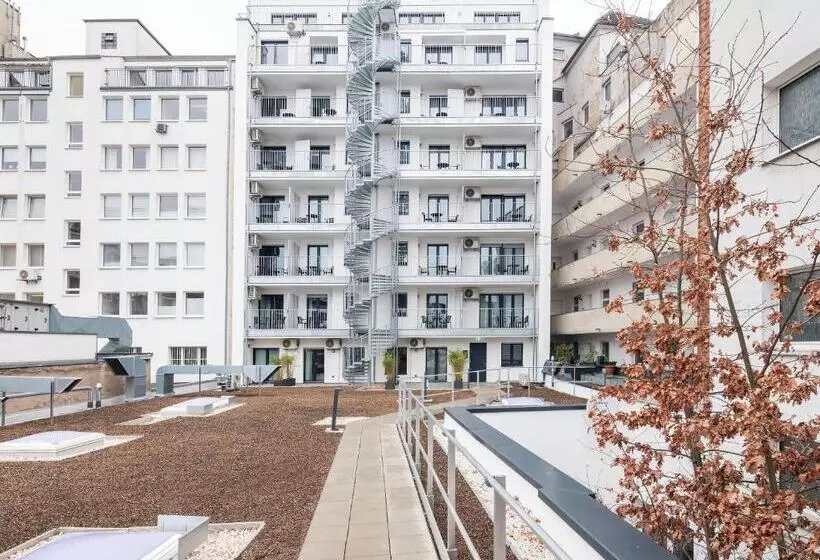 Numa I Leo Apartments