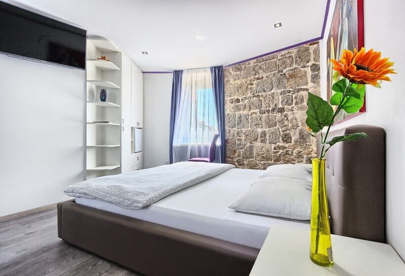 Pensió Luxury Rooms Ana In The Heart Of Split
