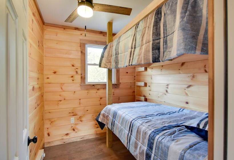 Houtzdale Home W/ Shuffleboard & Pickleball!