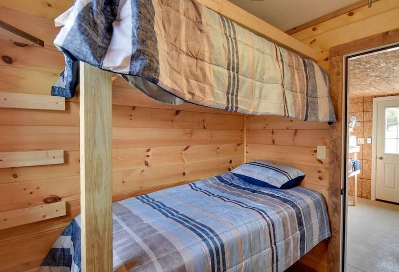 Houtzdale Home W/ Shuffleboard & Pickleball!