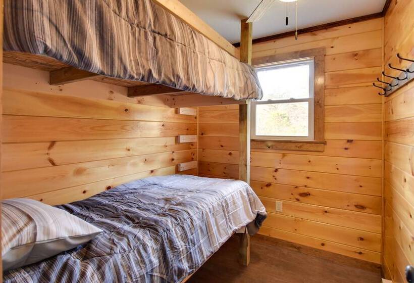 Houtzdale Home W/ Shuffleboard & Pickleball!