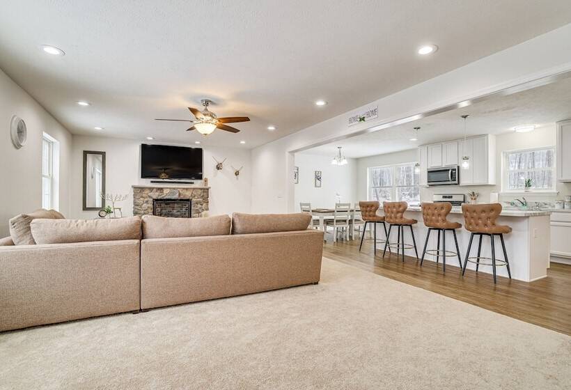 Poconos Retreat W/ Lake Access 5 Mi To Kalahari!