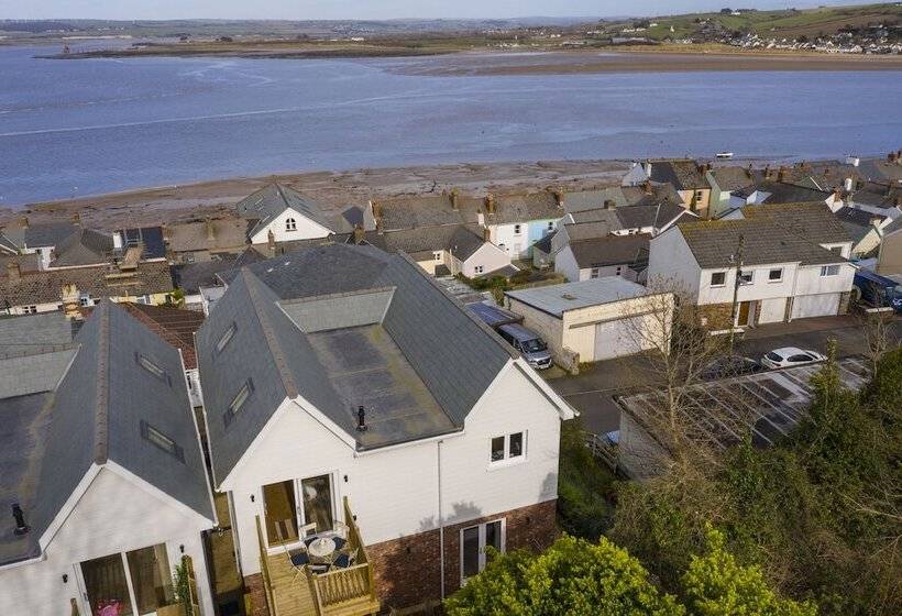 Residenz Appledore Home With Panoramic Estuary View